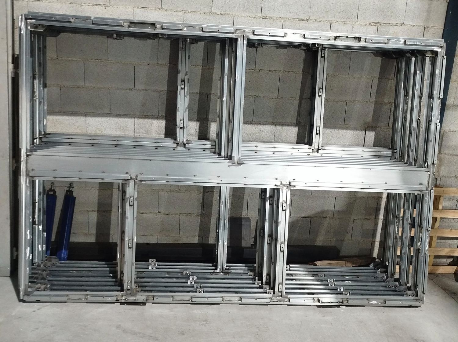 Marcos de perfil galvanizado